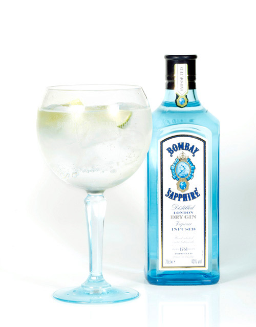 Bombay-Sapphire-Ultimate-Gin-&-Tonic_insertar