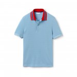 Polo Lacoste azul detalle cuello