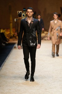 dolce-and-gabbana-milano-fallwinter-2016-17-6