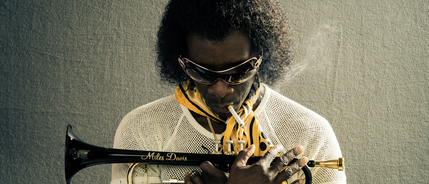 miles-davies-don-cheadle-miles-ahead-vertical