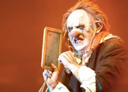 circo-de-los-horrores-apertura