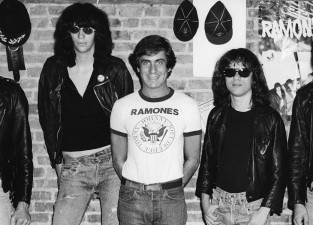 danny-fields-ramones-apertura