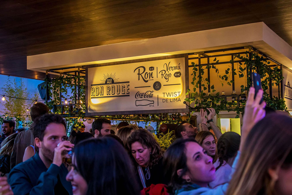 publico-life-the-roof-coca-cola